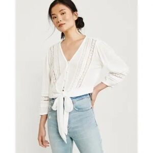 Abercrombie & Fitch women’s lace Tie-Front  White Blouse